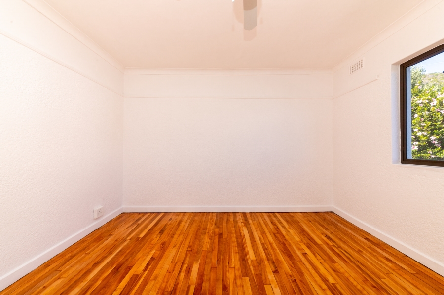 To Let 2 Bedroom Property for Rent in Sea Point Western Cape